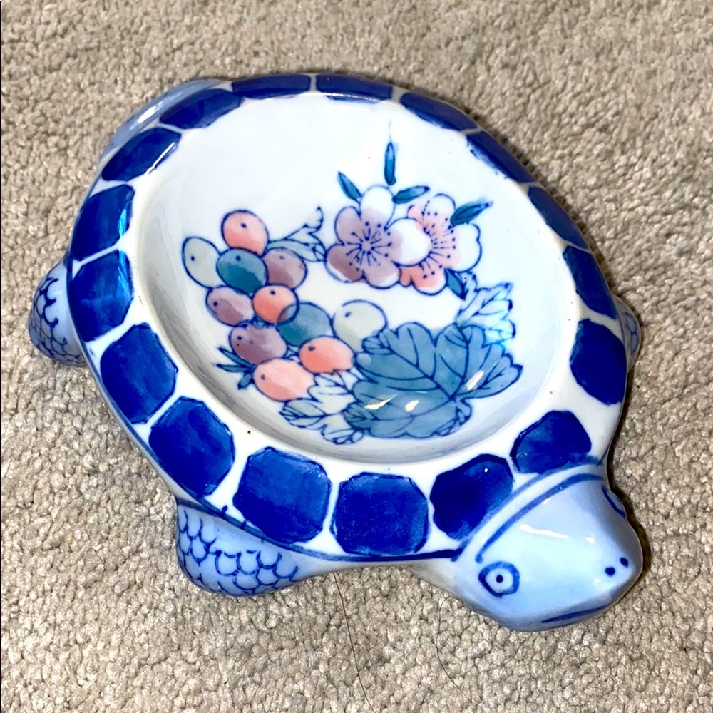 Pier‎ 1 Ceramic Blue Floral Turtle Trinket Dish